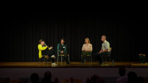 Bienenforum 012